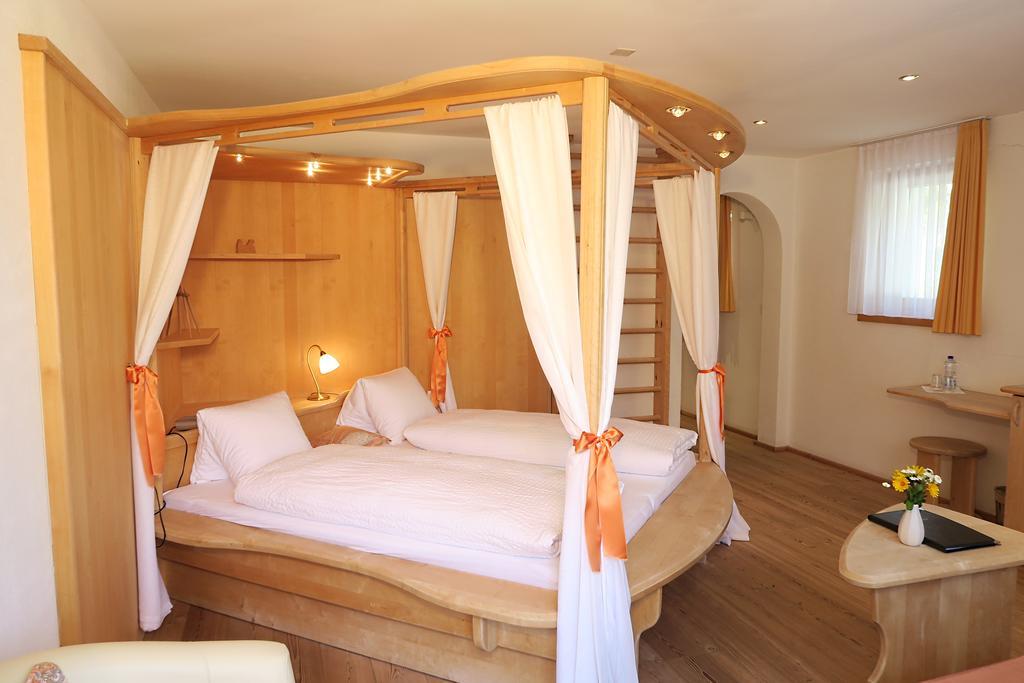 Hotel Restaurant Gabriel Scuol Eksteriør bilde