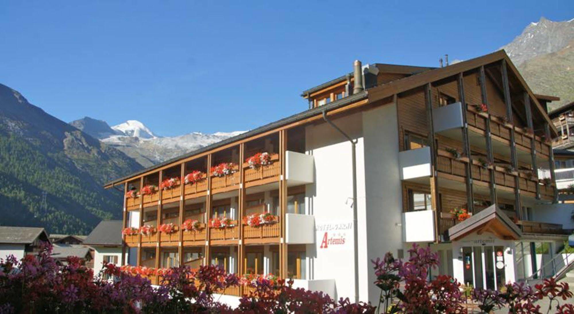 Hotel Restaurant Gabriel Scuol Eksteriør bilde